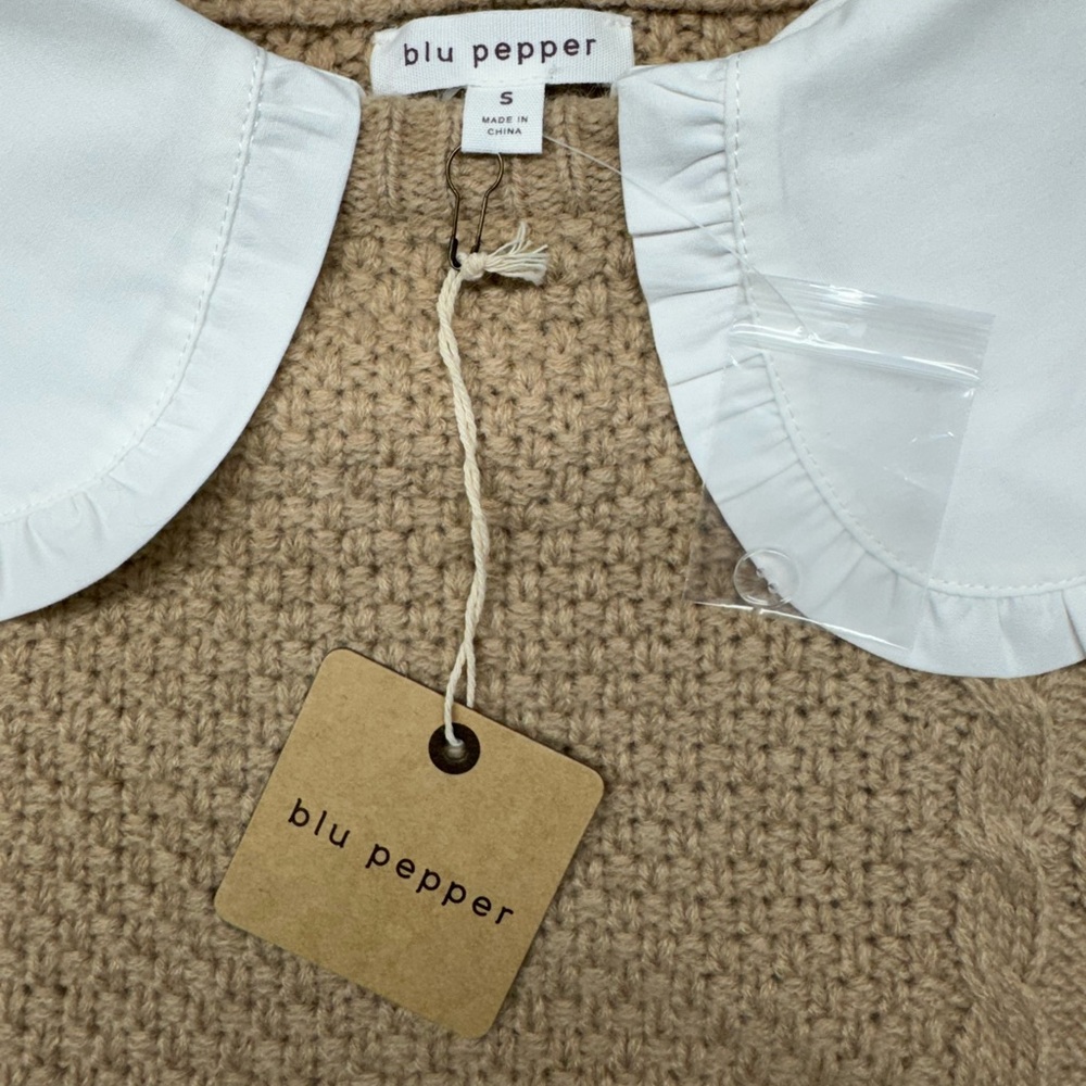 Blu Pepper Doll Collared Cable Knit Beige Sweater Size Small - Picture 7 of 8